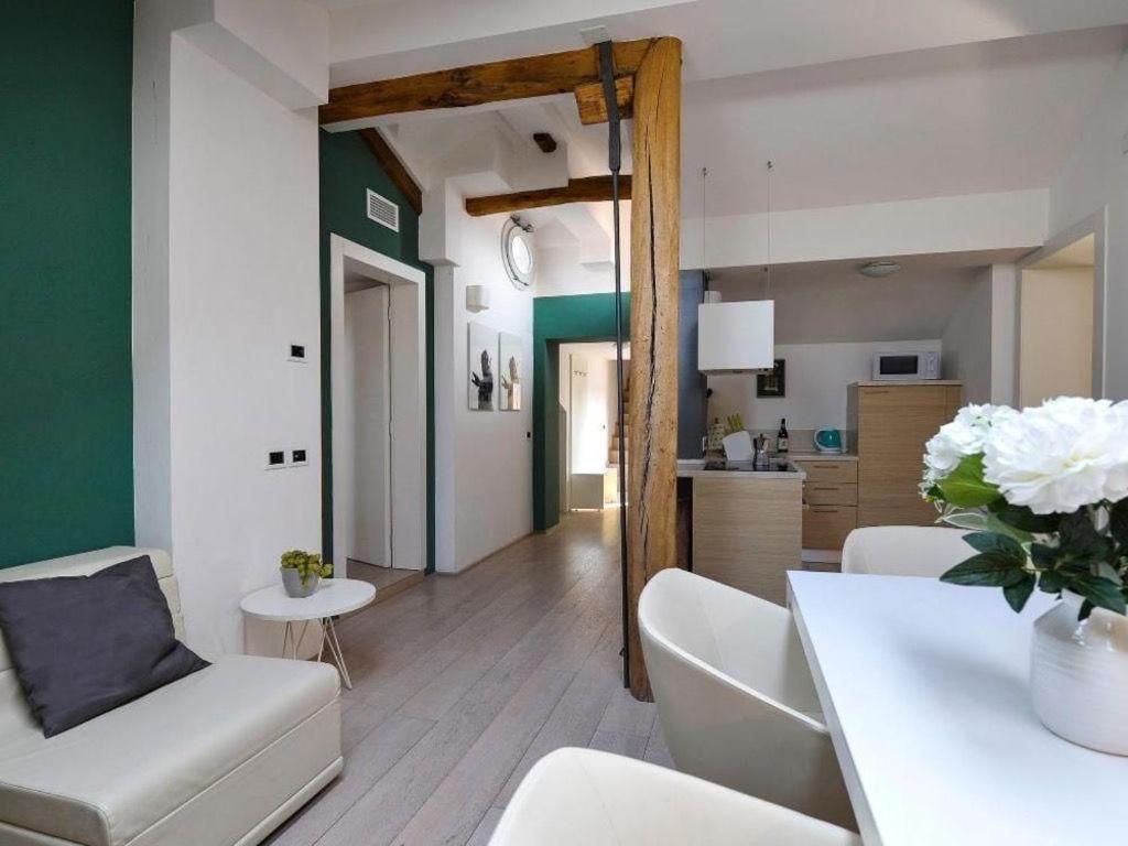 Fulcanelli Apartment โบโลญญา ภายนอก รูปภาพ